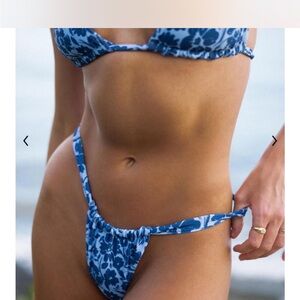 Skatie Blue Bikini Set with Abstract Design